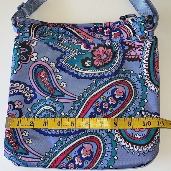 NWT Vera Bradley Lighten Up Slim Crossbody Kona Paisley Bag - Picture 5 of 9
